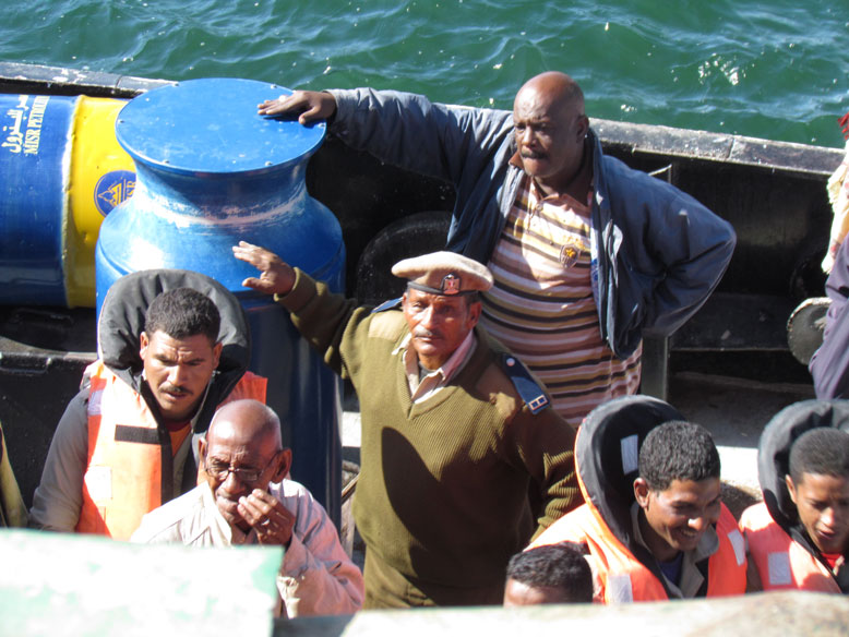 la autoridad militar